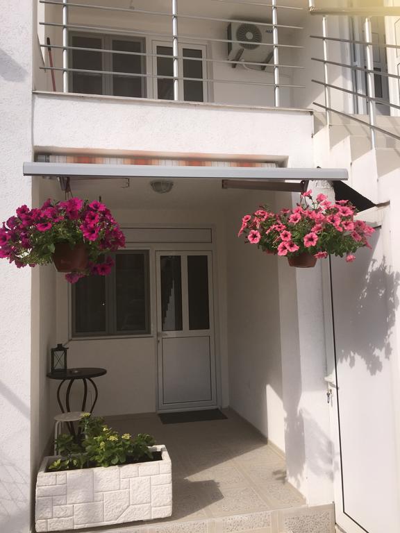 Apartments Mia Patria Ulcinj Exterior foto